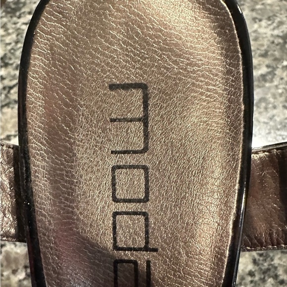 MODA Cross strap heels - Picture 4 of 5